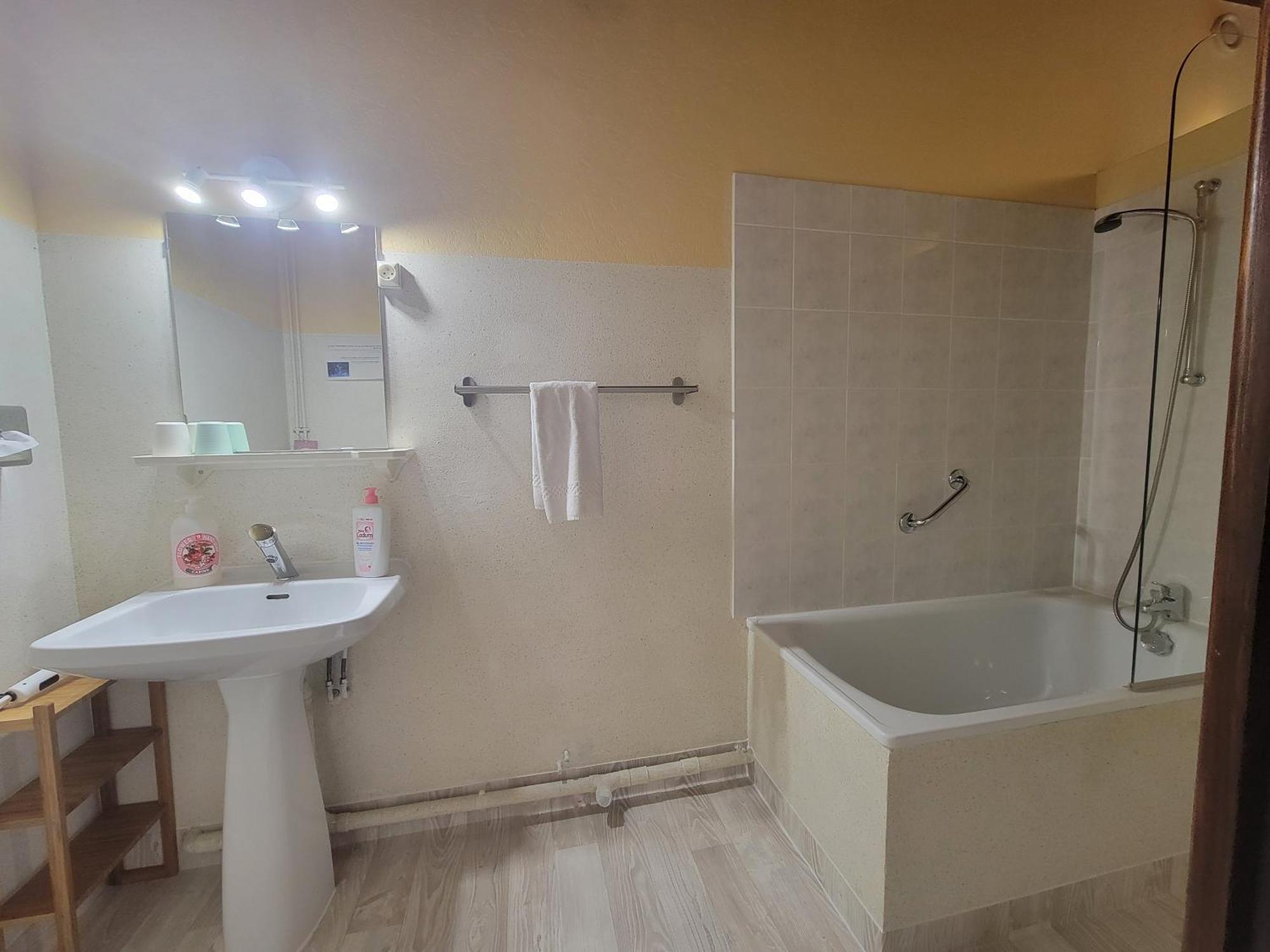 Aux Gorges Du Dourdou Hotel Conques-en-Rouergue Екстериор снимка